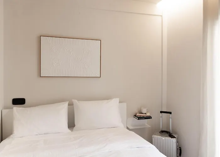 Skyline Cube Apartment *